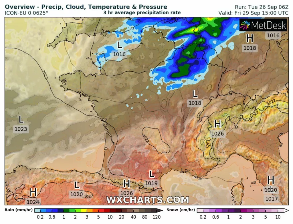 De la pluie est annoncée vendredi notamment vers la Champagne-Ardenne. Météo plus automnal donc même si 'été persiste vers la Lorraine et l'Alsace.